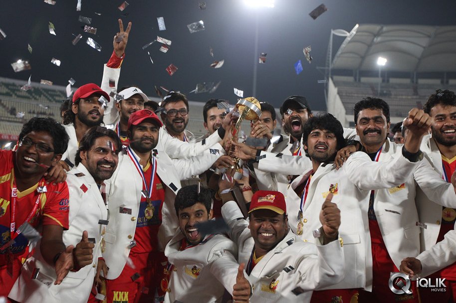 Telugu-Warriors-vs-Chennai-Rhinos-Final-Match-Photos